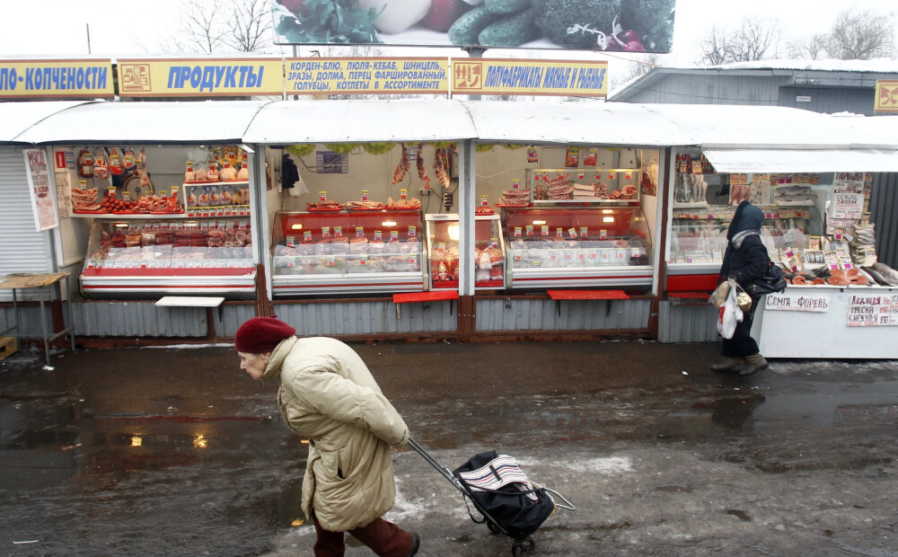 Populārākais Krievijas iedzīvotāju pārtikas produkts kļūs par lielu greznību – valstī pieņem galējus mērus