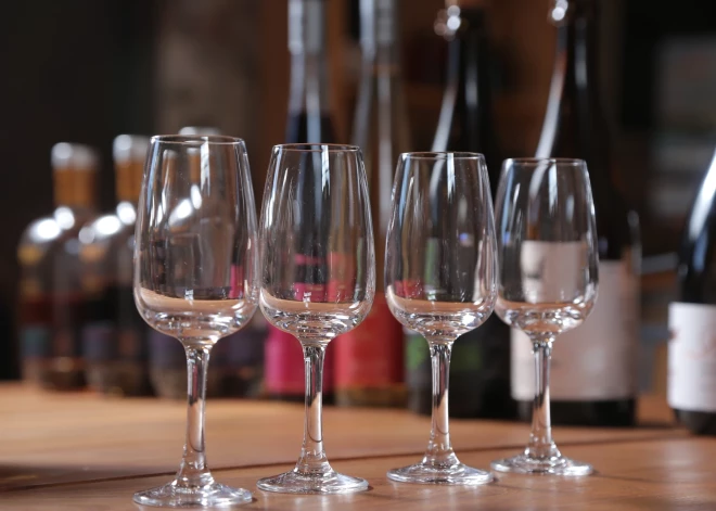 Maijā norisināsies pirmie Latvijas vīndaru svētki Rundāles pilī