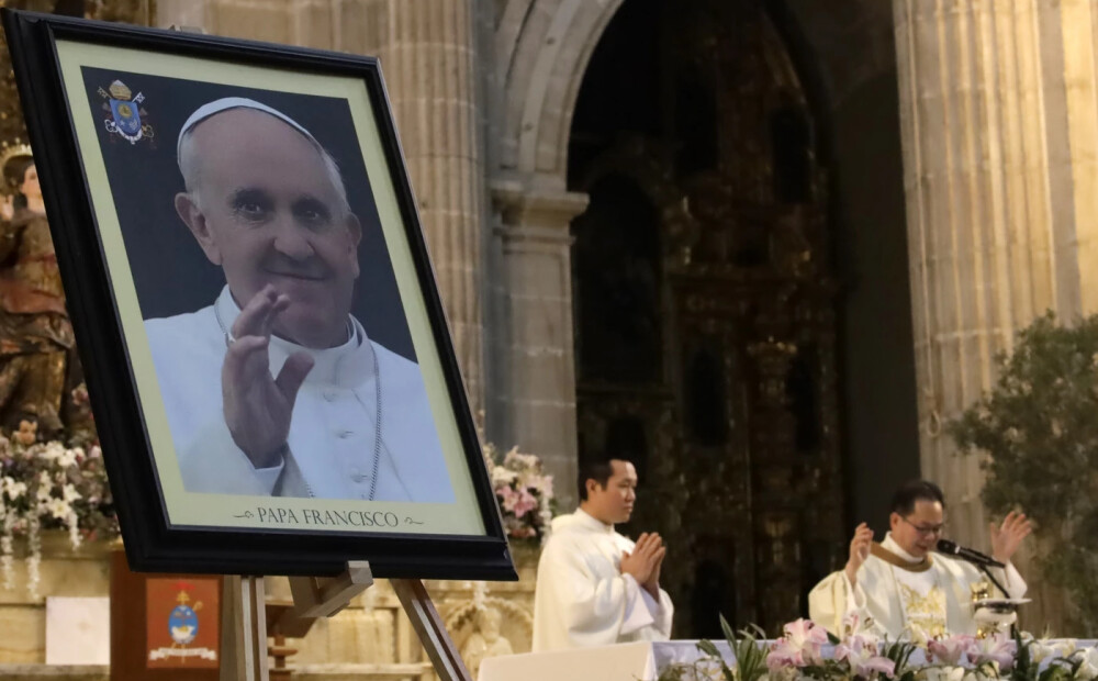 No mūžībā aizgājušā pāvesta Franciska atvadījušies jau vairāk nekā 128 000 cilvēku
