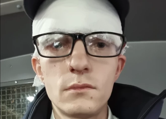 "Paldies tiem, kas momentā palīdzēja!" 25. trolejbusa vadītājs, kuram uzbruka agresīvs pasažieris, dalās piedzīvotajā