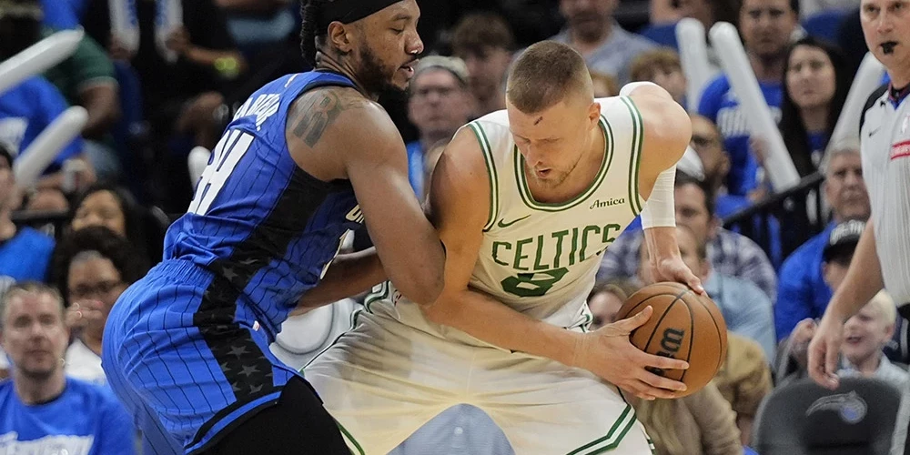 Porziņģis trešajā izslēgšanas spēļu mačā pret Orlando "Magic" guva septiņus punktus. 