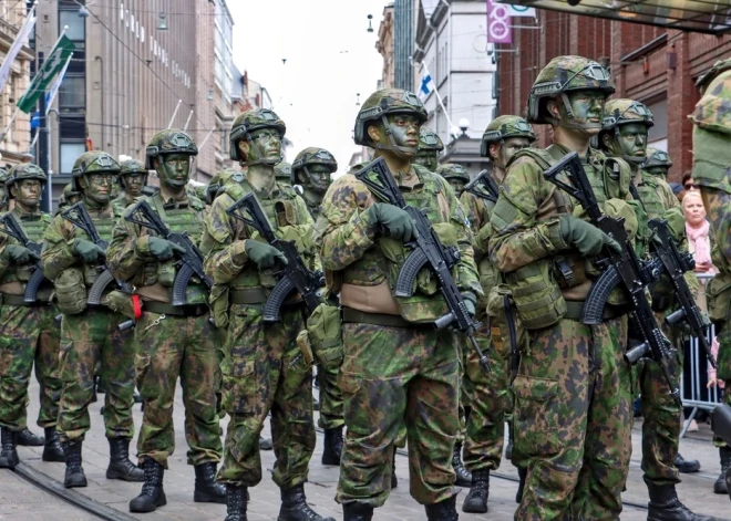 Швеция и Финляндия построят новую железную дорогу на случай войны