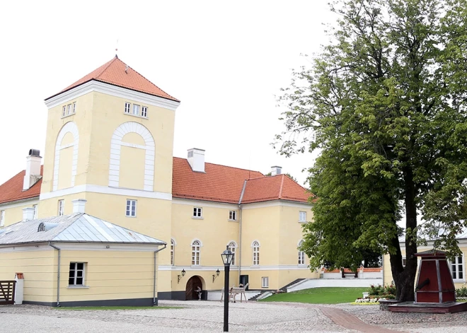 Ventspils Livonijas ordeņa pilī atklās Marka Rotko muzeja krājuma izstādi "Mono/Hroms"