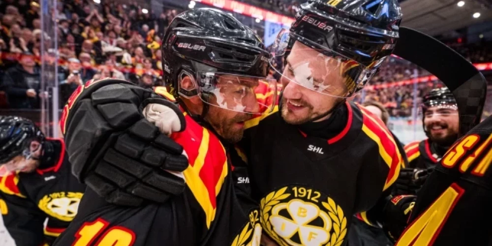 Miks Indrašis 14 minūtēs un 42 sekundēs laukumā sakrāja +/- rādītāju -1.