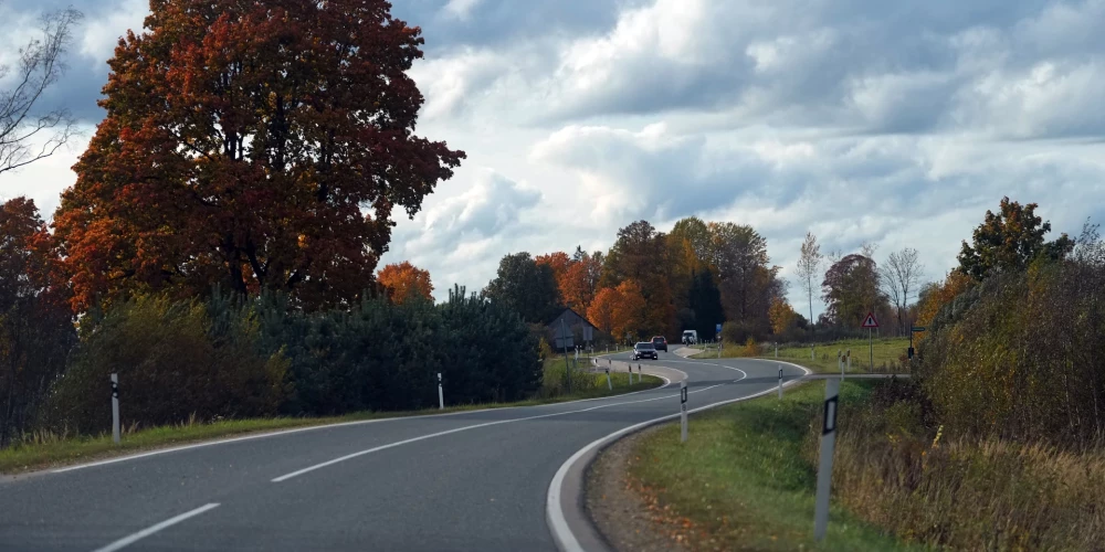 Главные магистрали Латвии: приоритет — интенсивное движение, Латгале вне плана.