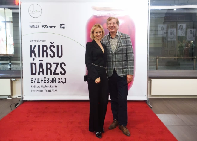 "Ķiršu dārzs" pirmizrāde.