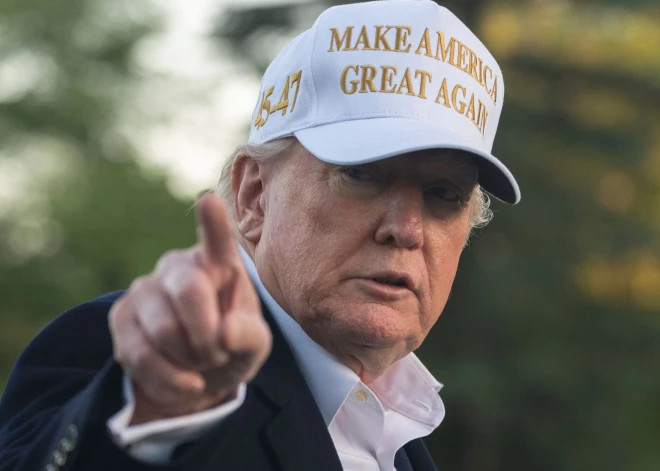 Tramps: "Es gribu, lai Putins pārtrauc šaut, apsēžas un paraksta vienošanos"