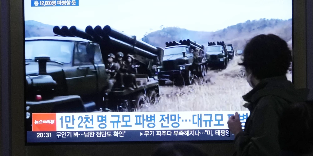 Ziemeļkoreja pirmdien pirmo reizi oficiāli atzinusi sava karaspēka dalību Krievijas karā pret Ukrainu, vēsta Dienvidkorejas ziņu aģentūra "Yonhap", atsaucoties uz Ziemeļkorejas aģentūru KCNA.