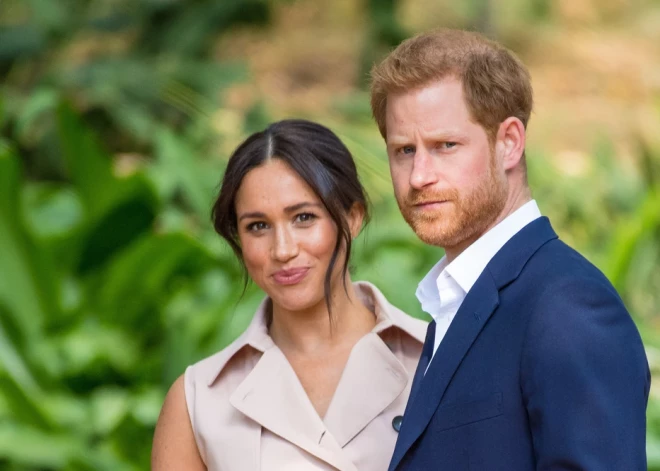 Megana Mārkla dalās ar retām fotogrāfijām, kurās redzams princis Arčijs un princese Lilibeta - un viņu rudie mati!