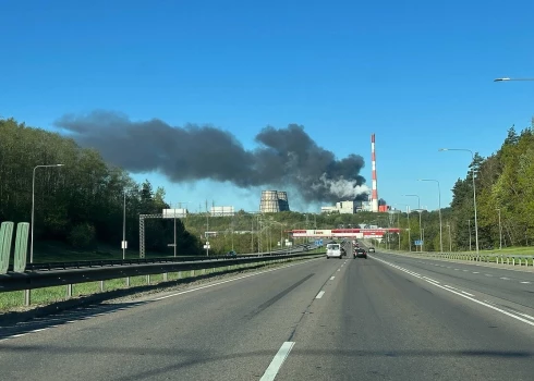 Atbildīgajām institūcijām ir jāvienojas par to, kā uz laiku līdz rūpnīcas atjaunošanai utilizēt Viļņas iedzīvotāju atkritumus.