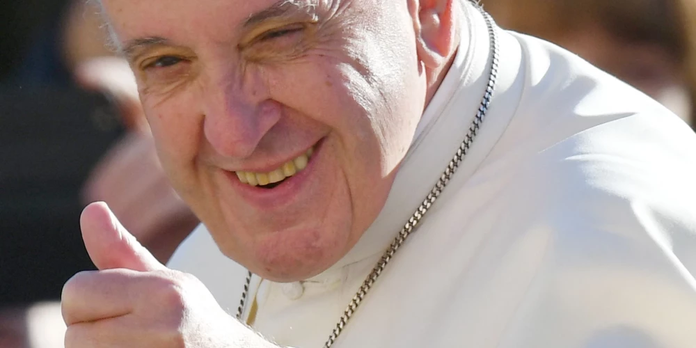 7. maijā sāks darbu Kardinālu konklāvs, kas izraudzīs 21. aprīlī mūžībā aizgājušā populārā pāvesta Franciska pēcteci. Pirmais latīņamerikānis pāvesta amatā, argentīnietis Francisks vadīja Romas katoļu baznīcu no 2013. gada.