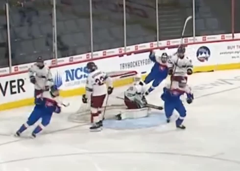 Latvijas U18 izlase ielaida piecus vārtus no slovākiem, bert neguva nevienu (ekrānuzņēmums no video)