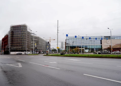 "Latvijas pasts" ar 5,6 miljonu eiro sākumcenu izsolīs zemi pie Rīgas Centrālās stacijas. 