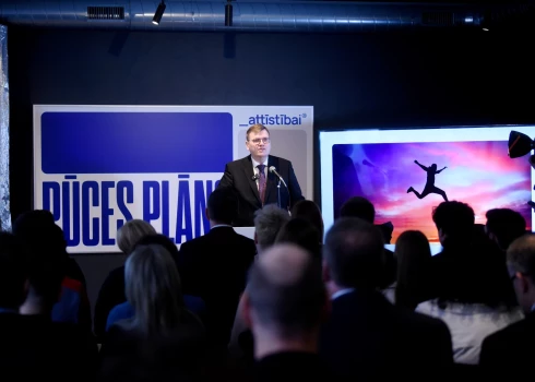 Partijas "Latvijas attīstībai" valdes līdzpriekšsēdētājs Juris Pūce piedalās partijas "Latvijas attīstībai" pasākumā, kura laikā politiskais spēks informē par tā priekšvēlēšanu politisko piedāvājumu Rīgā.