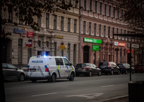 Par bēgšanu no policijas transportlīdzekļu vadītājiem plānots noteikt kriminālatbildību.