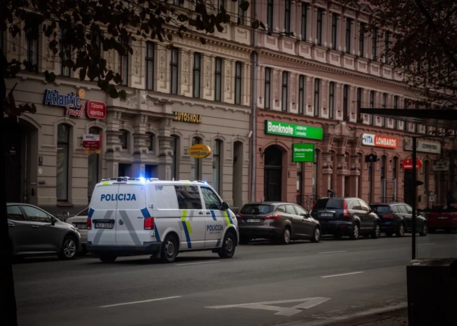 Par bēgšanu no policijas transportlīdzekļu vadītājiem plānots noteikt kriminālatbildību