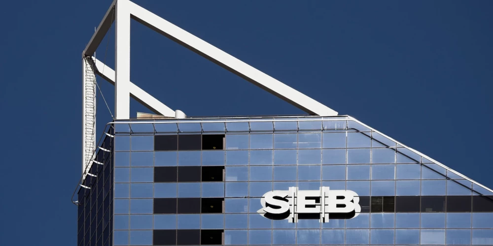 Architecture, modern office building, SEB Eesti Uhispank building, new town, Tallinn, Estonia