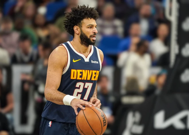 "Pacers" izslēdz novājināto "Bucks"; Marejs uzspīd uzvarā pret "Clippers", bet "Pistons" nepadodas