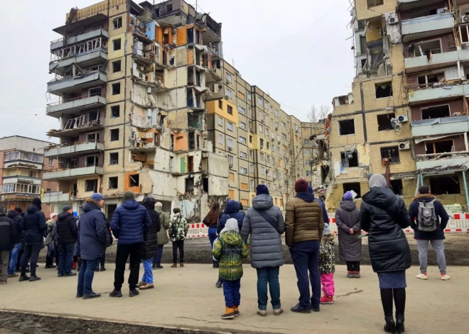 Aizvadītajā naktī Krievija uzbrukusi Ukrainai ar vairāk nekā 100 droniem; ir nogalinātais un vairāki ievainotie