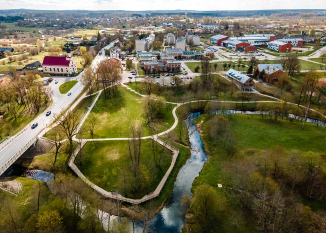 Ķekavas novada domes deputātu kandidāti: brīnumūdens sazvērnieks, futbolists un ministra padomnieks