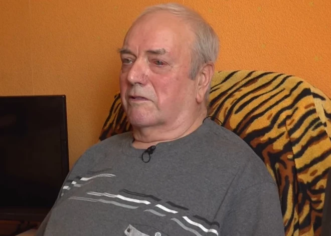 "Позвоните через месяцев шесть..." Житель Елгавы с переломом кисти оказался бессилен записаться к специалисту