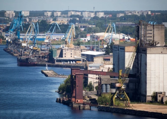 Из Рижского порта вывезена почти вся опасная аммиачная селитра
