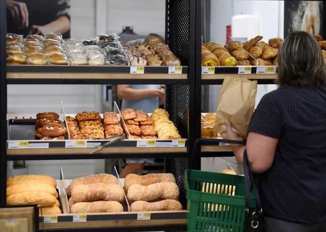 Мнение француженки о латвийских круассанах шокировало ведущих - такого никто не ожидал!