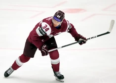 "Vārtu gūšanas mašīna" Eduards Tralmaks varēs spēlēt Čehijas klubā "Energie", ja neiekaros savu vietu NHL