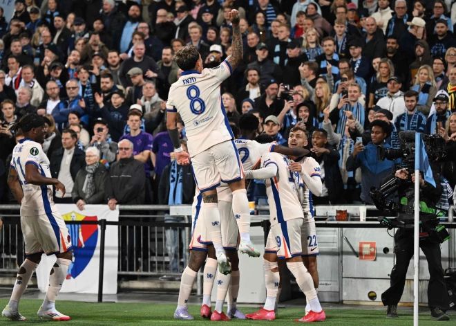 "Real Betis" un "Chelsea" sper soli uz UEFA Konferences līgas finālu