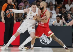 Pirejas "Olympiacos" izmoka uzvaru pār Madrides "Real" un iekļūst Eirolīgas finālčetrinieka turnīrā