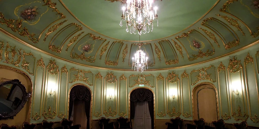 Komēdijas balva "Grābeklis" tiks pasniegta kinoteātrī "Splendid Palace". 