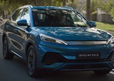 BYD Atto 2 pavelk uz leju elektrisko krosoveru cenas latiņu