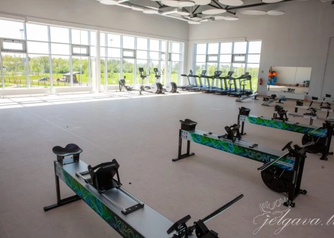 Jaunajā sporta bāzē ir izbūvēti valstī trīs lielākie laivu elingi – katram laivu veidam: akadēmiskās airēšanas laivām, smailītēm un kanoe.