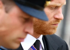 Princis Harijs atklāj, ka vairs nesazinās ar tēvu un norāda, ka vēlas izlīgt ar ģimeni
