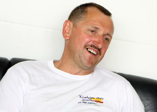 Stājies spēkā piespriestais naudas sods un sabiedriskie darbi bijušajam Kanoe federācijas viceprezidentam un viņa dēlam par līdzekļu piesavināšanos