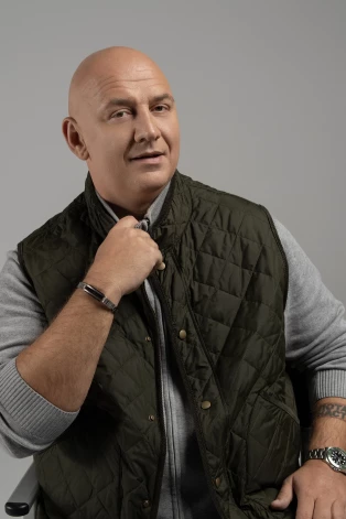 Slavic Balagan — это культурная провокация и мультимедийный манифест Восточной Европы.