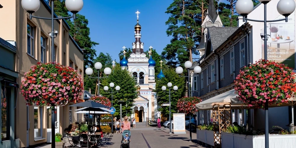 Улица Йомас в Юрмале.