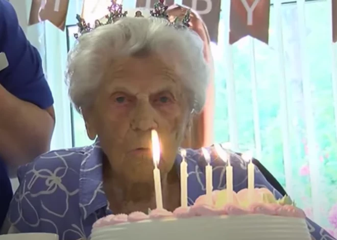 Britu kundze kļūst par vecāko cilvēku pasaulē! Viņas padoms ilgai dzīvei mūslaikos liks aizdomāties daudziem