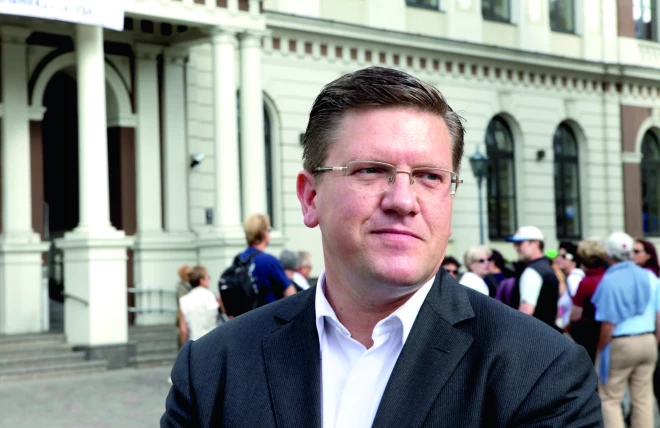 Mareks Segliņš kādreiz pārraudzīja Latvijas iekšlietas un tieslietas.