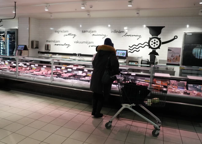 Noskaidrots, cik vidēji mēnesī pārtikas preču iegādei tērē viena Latvijas mājsaimniecība