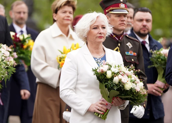 "Спасибо всем, кто живет и работает в Латвии!" Спикер Сейма предлагает не давать мелочам разделять и порождать недовольство