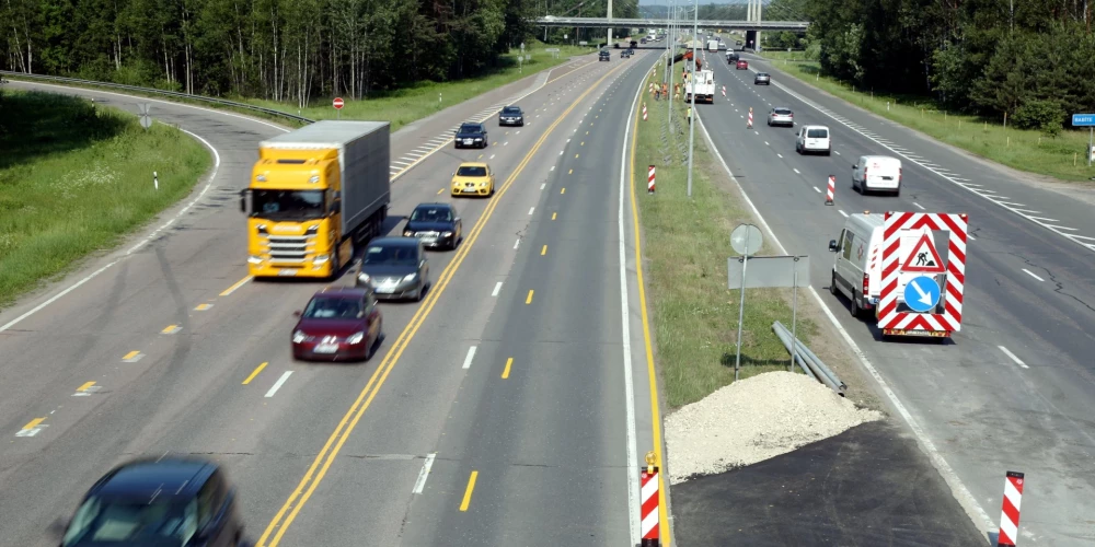Latvijā 80% autovadītāju ir pieredzējuši citu šoferu neadekvātu rīcību uz ceļiem.