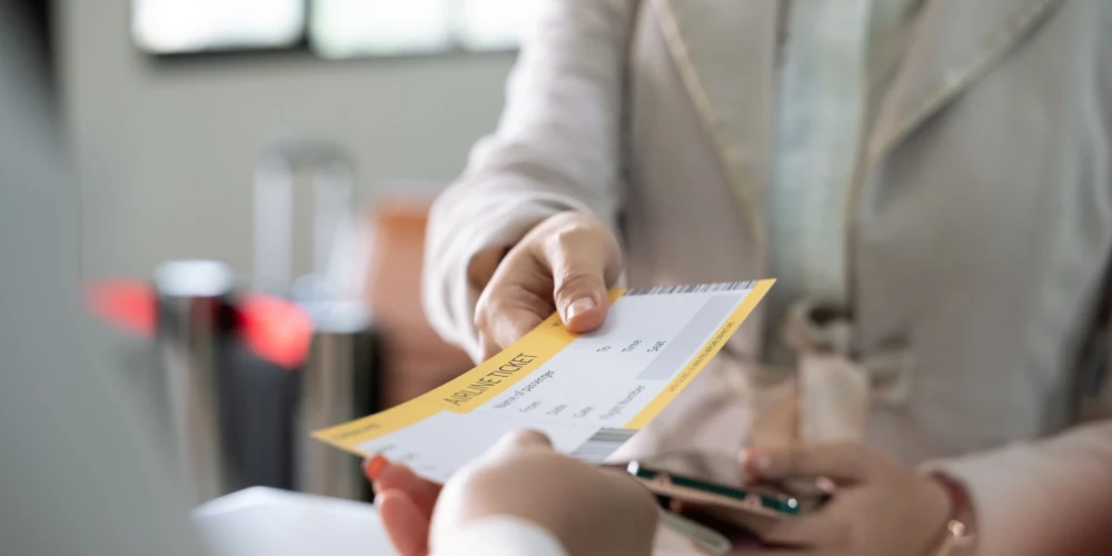 Gribi palielīties internetā, ka dosies ceļojumā, publicējot bildi, kurā redzama tava iekāpšanas karte? Kāda “Facebook” lietotāja brīdina – tam var būt visai bēdīgs iznākums.