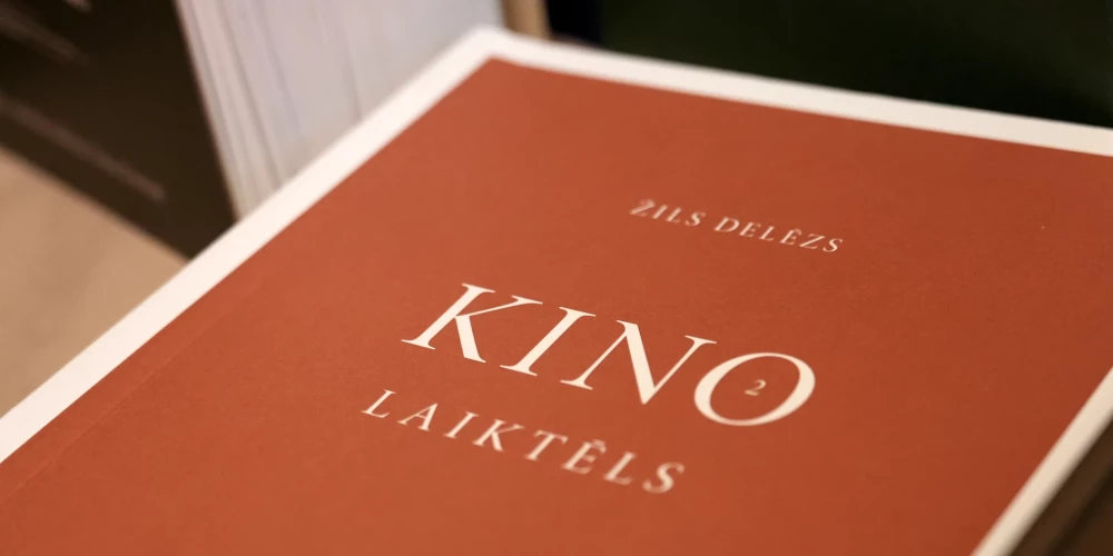 .ASV prezidenta Donalda Trampa plāns noteikt 100% muitas tarifus ārvalstīs ražotajām filmām, visticamāk, Latvijas filmu nozari būtiski neietekmēs, jo nav daudz vietējo filmu, kas tiktu izrādītas ASV kinoteātru regulārajā repertuārā, sacīja Nacionālā kino centra (NKC) pārstāve Kristīne Matīsa.