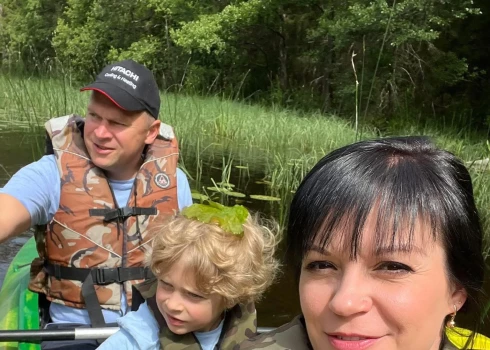 "Mana izmisusī māsa un viņu bērnu mamma nespēj ne ēst, ne gulēt, bet katru dienu no rīta līdz tumsai piedalās meklēšanā," raksta Jāņa sievas Lauras Gailītes māsa Lauma. Foto: no privātā arhīva