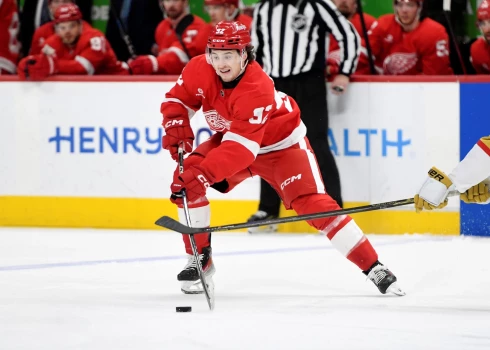 Iespējams, nākamsezon Austrijas izlases vienīgā NHL pārstāvja Marko Kaspera (attēlā) kluba biedrs būs latviešu uzbrucējs Eduards Tralmaks (foto: Scanpix / AP)