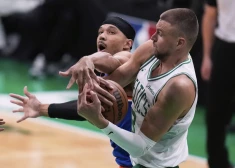 Porziņģis veselības problēmu dēļ nespēj īsti palīdzēt "Celtics"; Bostona otro kārtu sāk ar zaudējumu