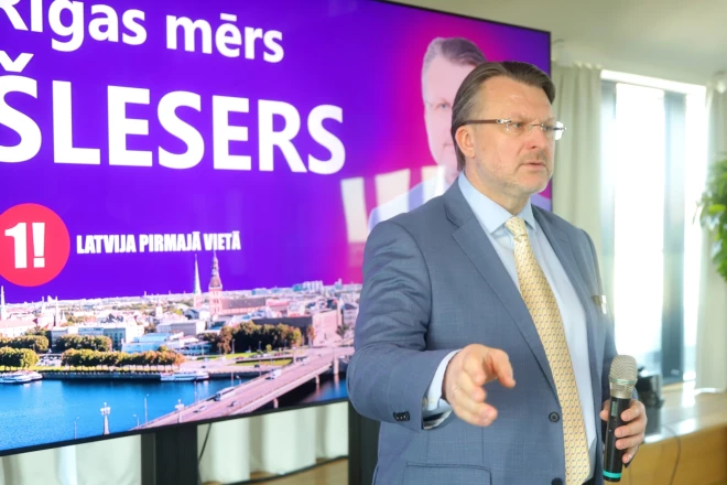 Ainārs Šlesers bieži vien ir daudz solījis, bet maz tomēr devis.