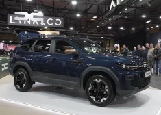 Renault 5 E-Tech Electric un Dacia Bigster debitē izstādē Auto 2025