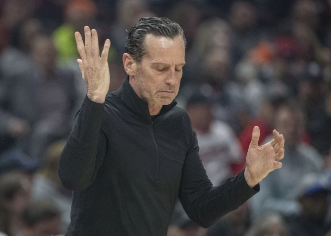 Par NBA sezonas labāko treneri atzīts Kenijs Atkinsons